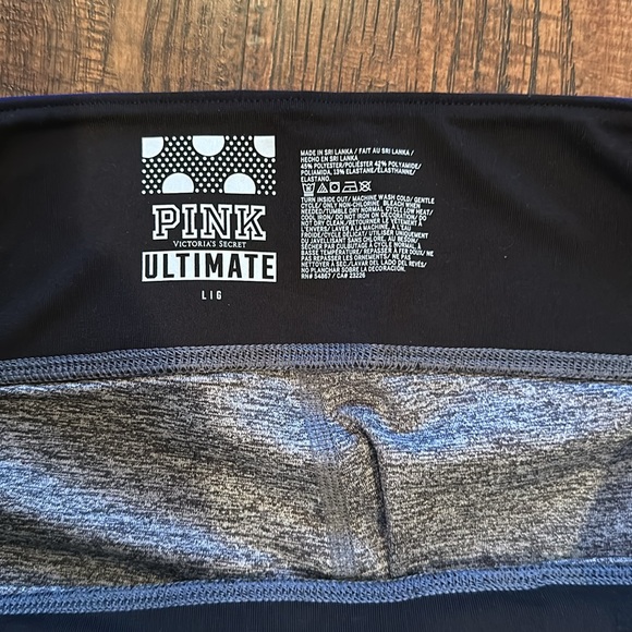 PINK Victoria’s Secret ultimate leggings - Picture 2 of 6